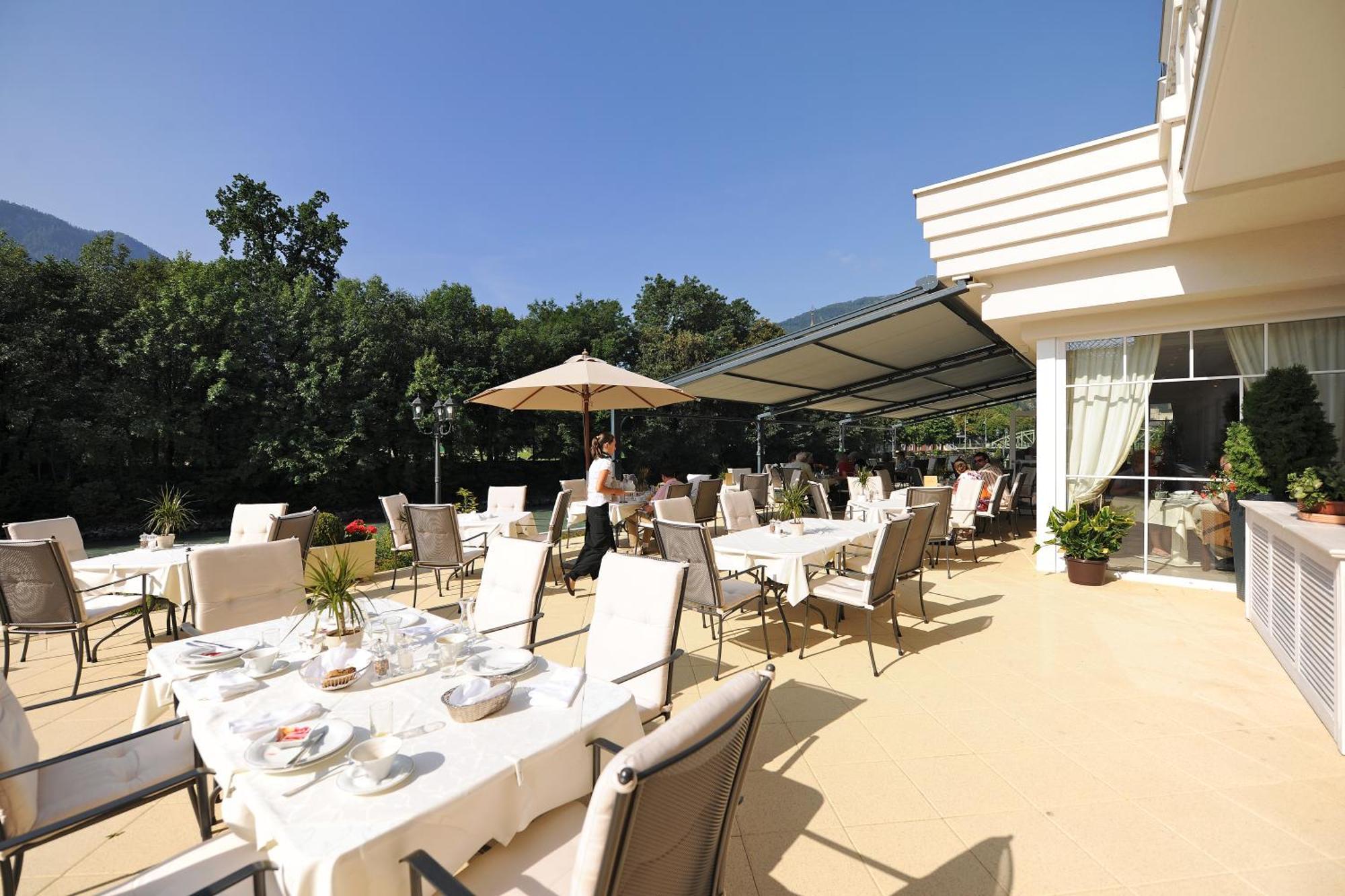 Grandhotel Lienz Business-Wellness & Gourmet Exteriör bild