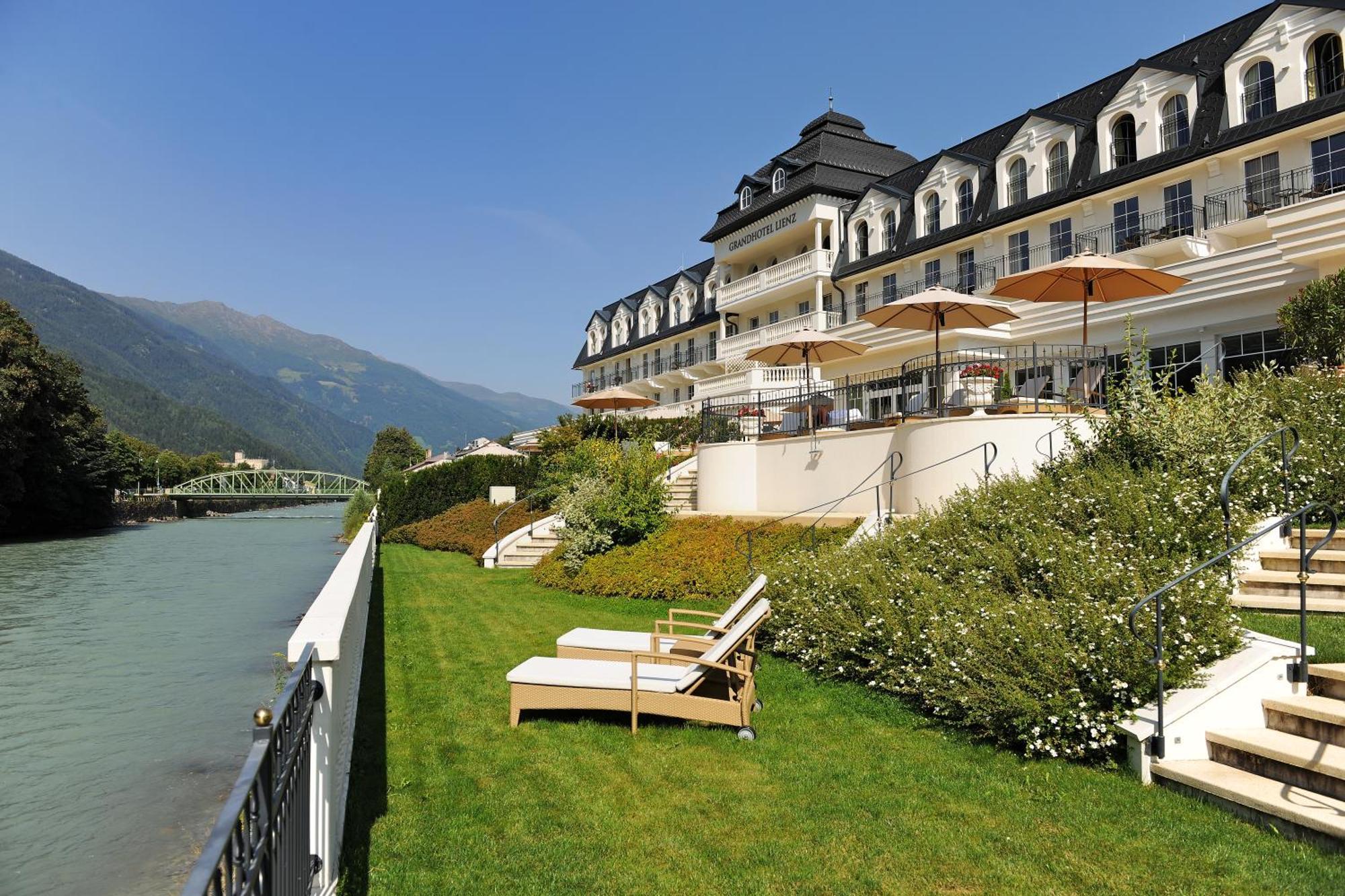 Grandhotel Lienz Business-Wellness & Gourmet Exteriör bild